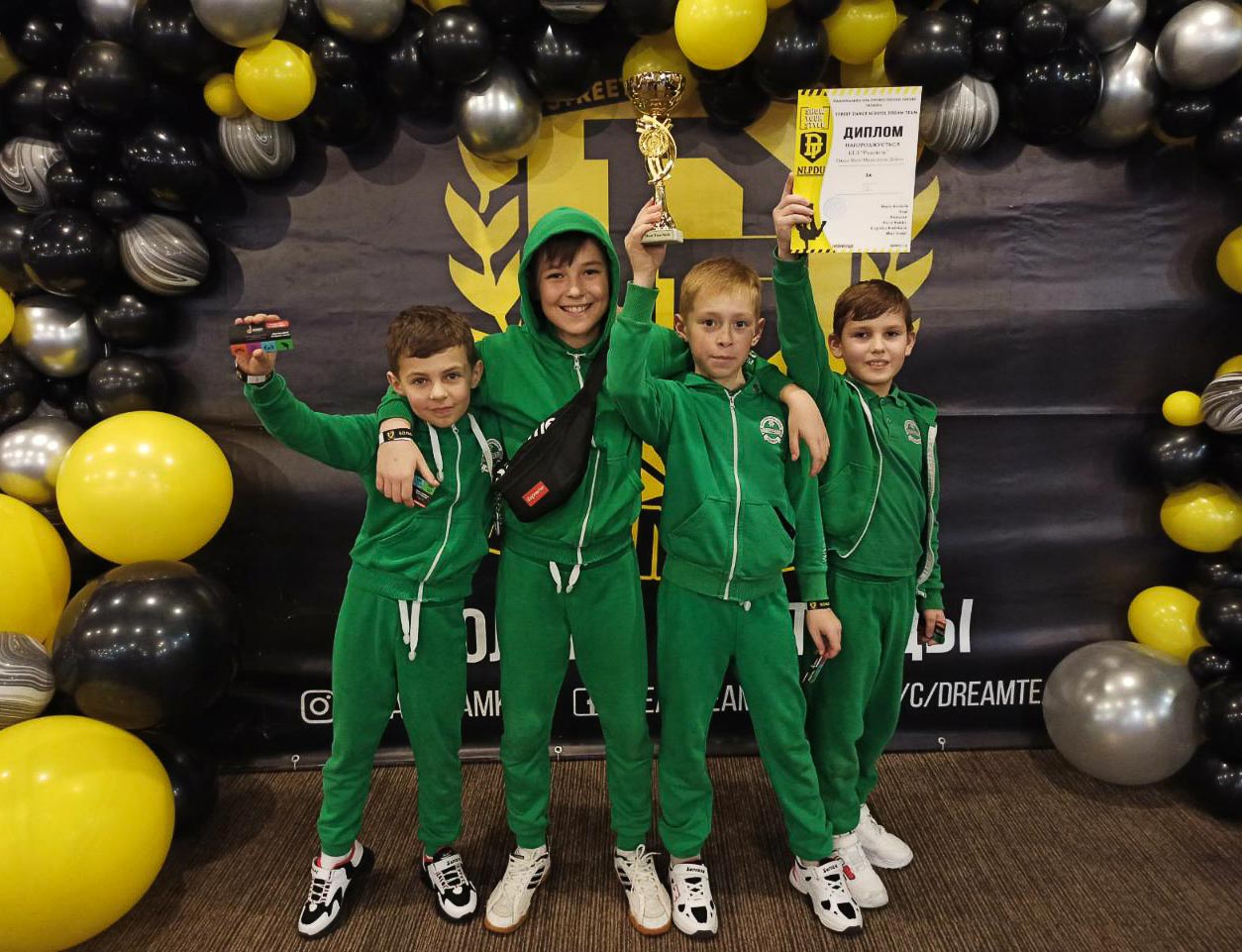 Депутати обласної та районної рад завітали до БТЛ Радовель