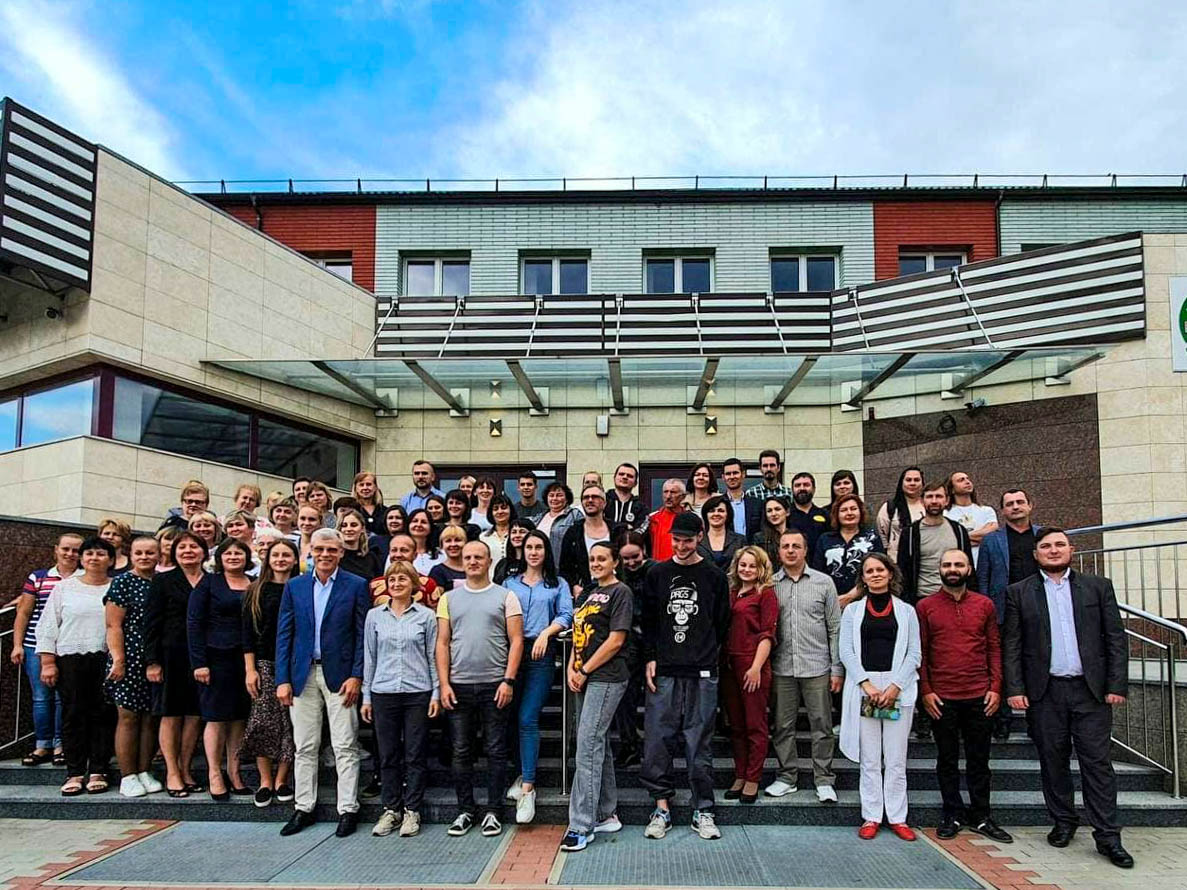 Депутати обласної та районної рад завітали до БТЛ Радовель