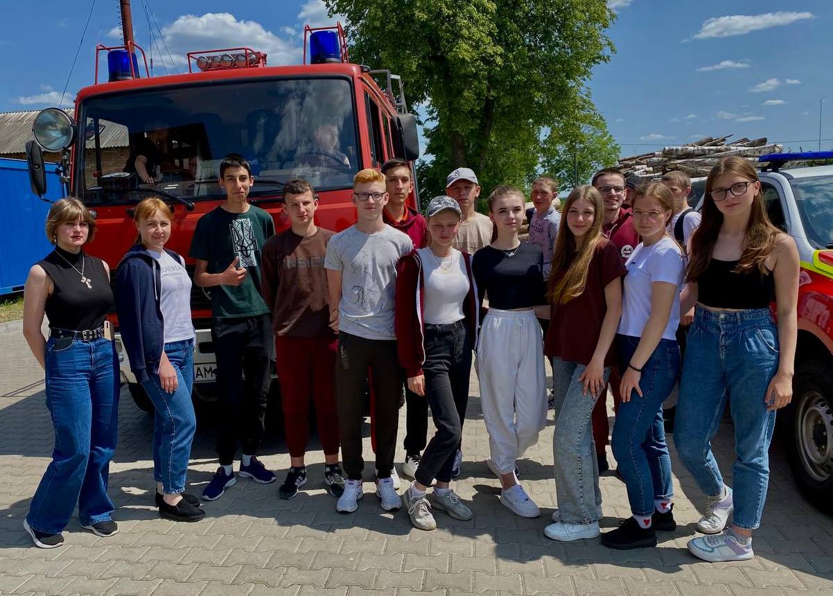 Депутати обласної та районної рад завітали до БТЛ Радовель