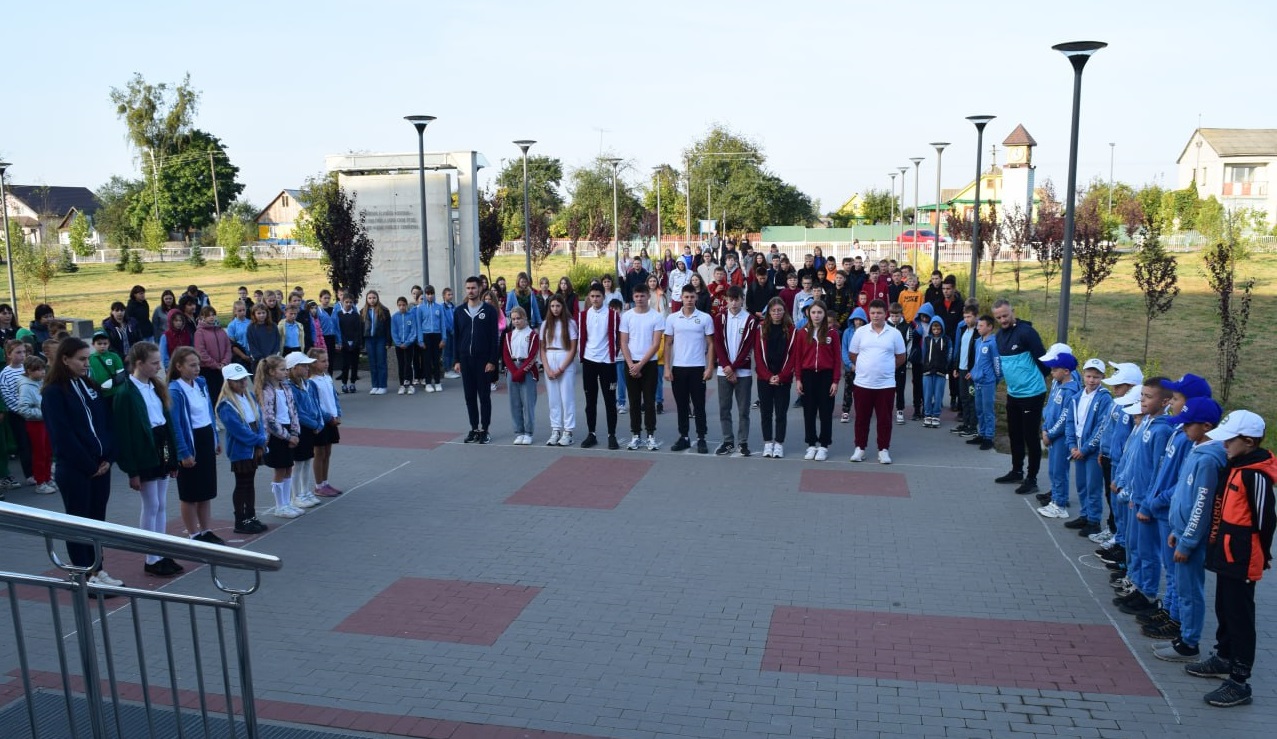 Депутати обласної та районної рад завітали до БТЛ Радовель