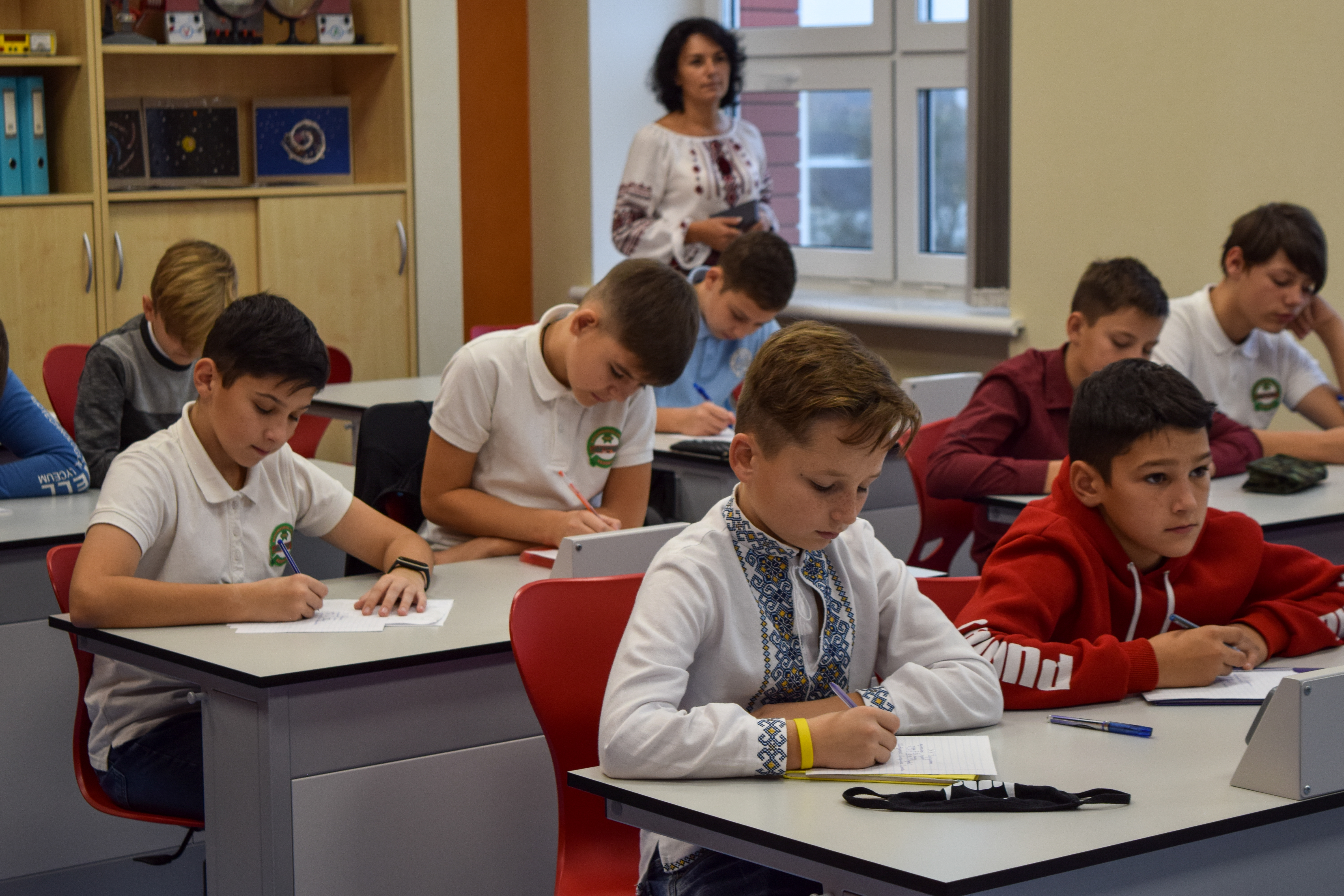 Депутати обласної та районної рад завітали до БТЛ Радовель